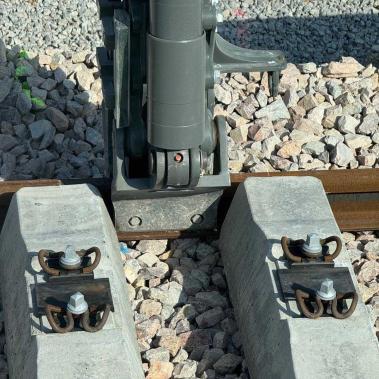 Liebherr GMZ 22 Schienenzange