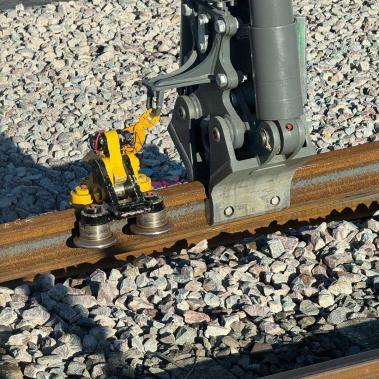 Liebherr GMZ 22 Schienenzange